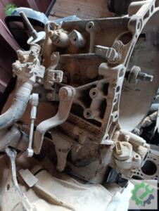 Peugeot panter bir iki bin motor şarjı mı?