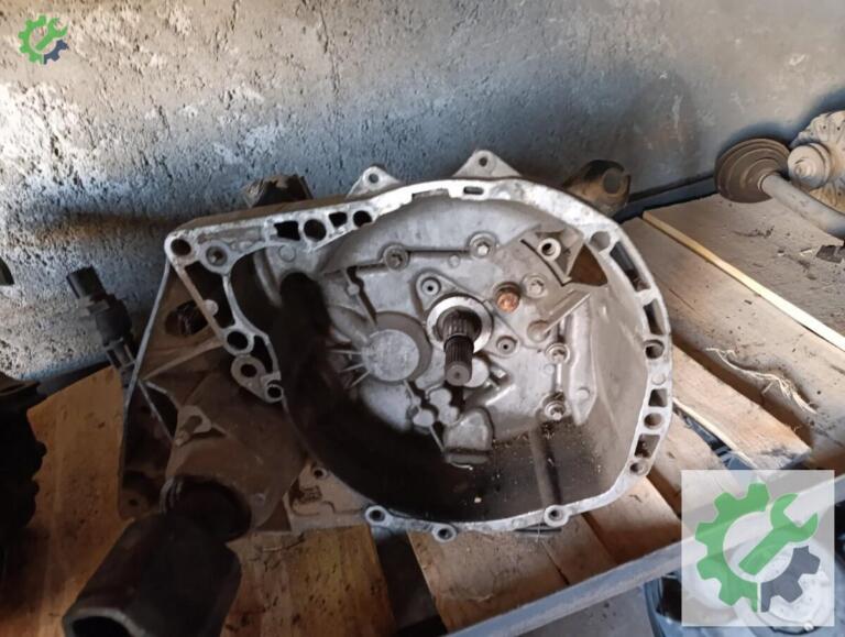 Renault Clio çıkma parça