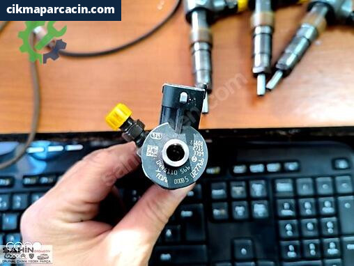 Peugeot 3008 Enjektör 445110566 çıkma parça