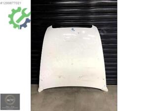4F0823029F B A6 MOTOR KAPUTU BEYAZ