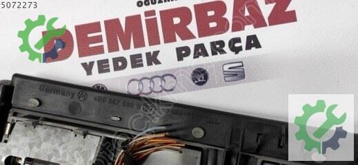Audi A6 Tavan Lambası 4B0947105 çıkma parça