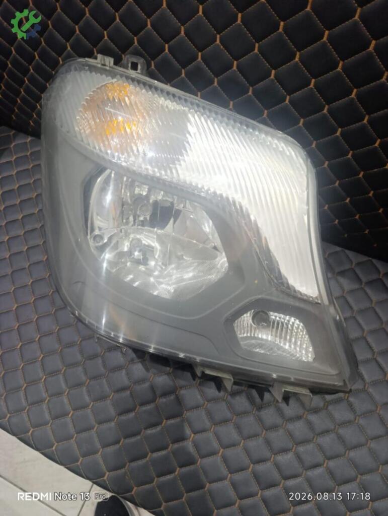 Mercedes-Benz Sprinter Far A 906 820 24 61 çıkma parça