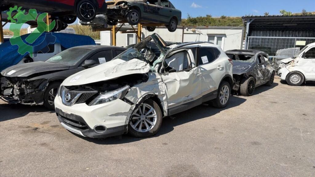 Nissan Qashqai Kapı (Ön Sağ) çıkma parça