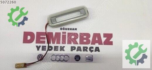 Audi Q7 Tavan Lambası çıkma parça