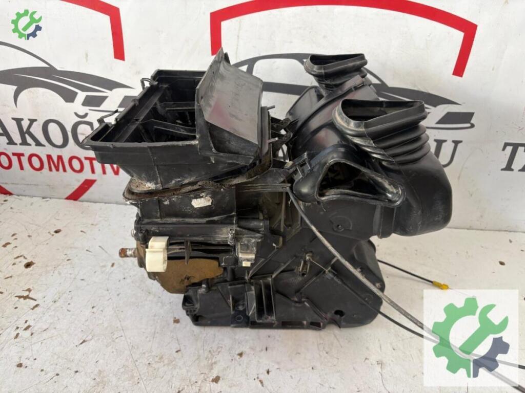 Opel Corsa Kalorifer Kutusu çıkma parça