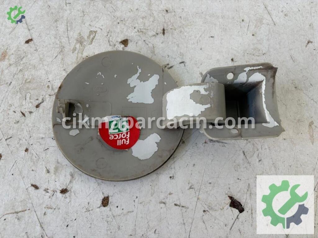 Opel Corsa Depo Kapağı çıkma parça