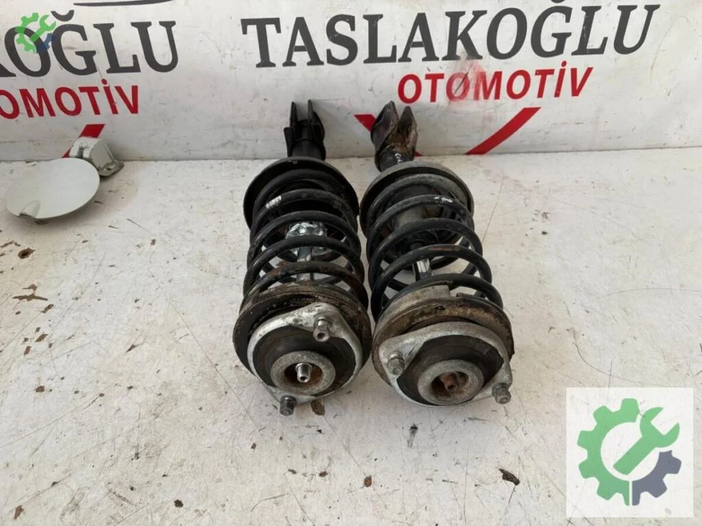 Opel Corsa Ön Amortisör çıkma parça