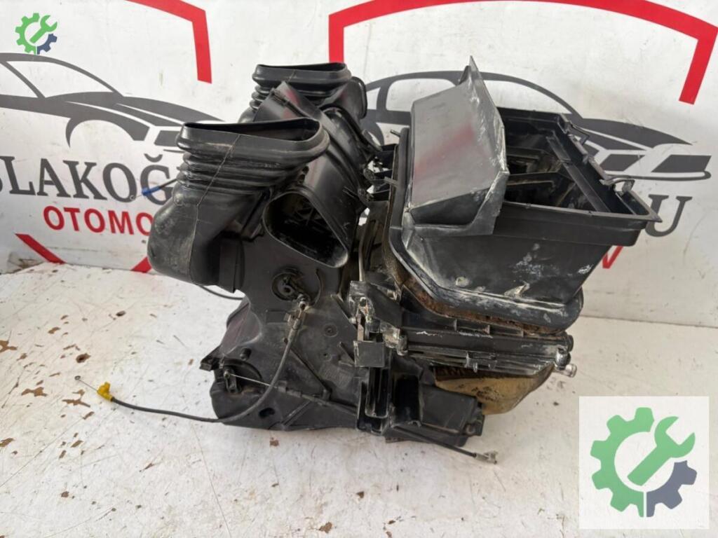 Opel Corsa Kalorifer Kutusu çıkma parça