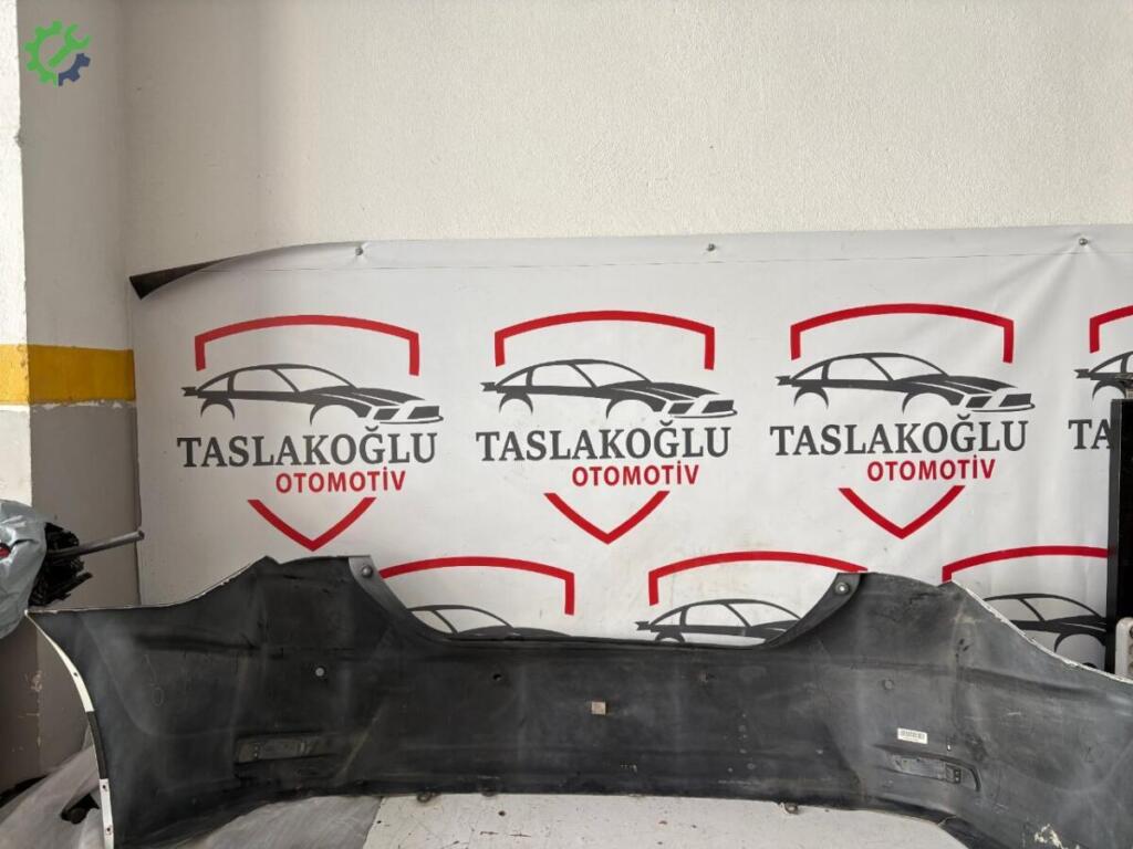 Toyota Corolla Arka Tampon çıkma parça
