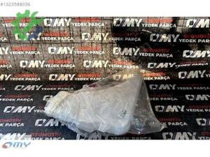 51757448695 BMW F30 CAM SİLECEK SUYU DEPOSU