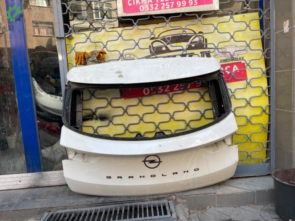 Opel Grandland Bagaj çıkma parça