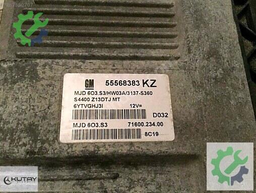 Opel Corsa Motor Beyni 55568383 çıkma parça