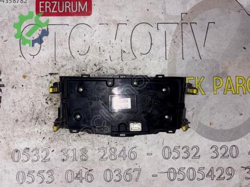 Toyota Corolla Klima Kontrol Paneli 55900 çıkma parça