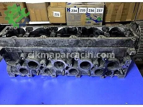 Peugeot 407 Silindir Kapak çıkma parça