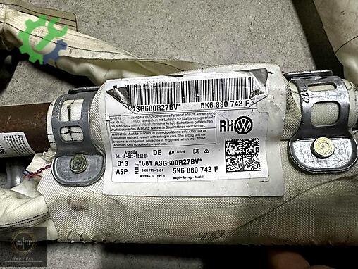 Volkswagen Golf Airbag (Hava Yastığı) 5K6880742F çıkma parça