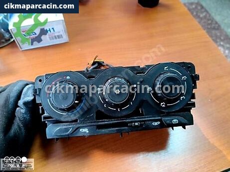 Peugeot 301 Klima Kontrol Ünitesi çıkma parça