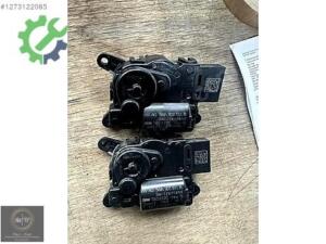 5wa907511C KALORİFER AYAR MOTORU ORJİNAL