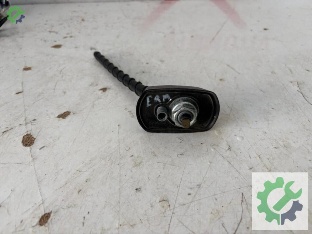 Hyundai Accent Anten çıkma parça