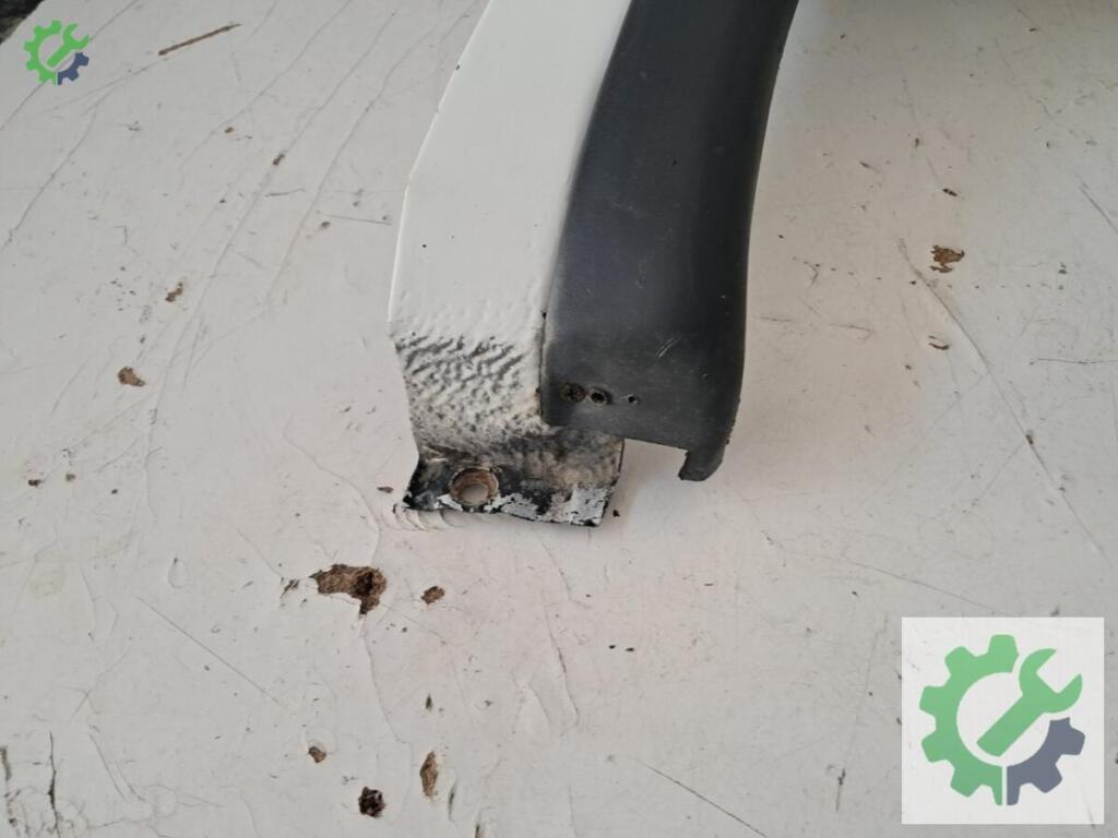 Opel Corsa Sağ Ön Çamurluk çıkma parça