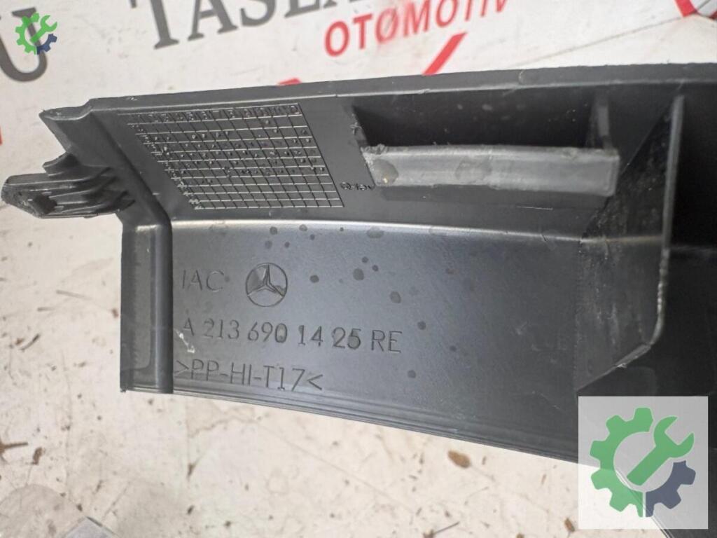 Mercedes-Benz E Serisi İç Trim çıkma parça