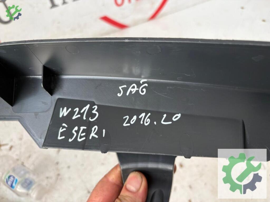 Mercedes-Benz E Serisi İç Trim çıkma parça