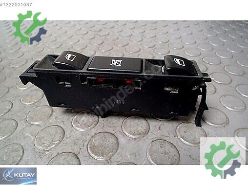 BMW 3 Serisi Cam Açma Düğmesi 61318381518 çıkma parça