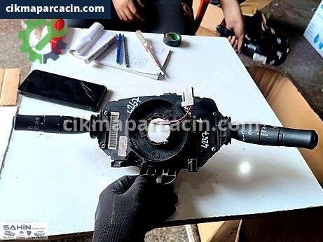 Renault Megane Sinyal Kolu çıkma parça