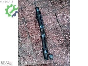 PEUGEOT 307 1996 2008 ARASI ÖN TAMPON DEMİRİ 636989280D