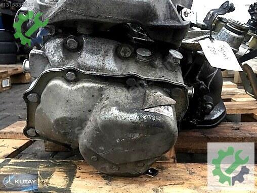 Opel Corsa Şanzıman Komple 649354685 çıkma parça