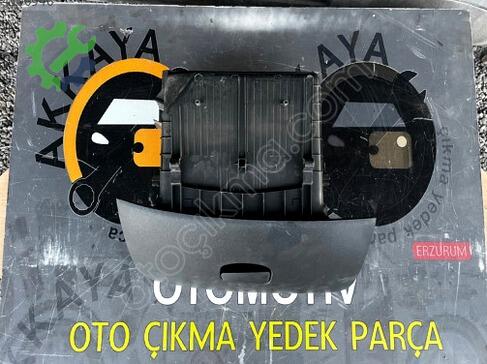 Renault Clio Torpido Kapağı 681087227R çıkma parça