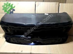 RENAULT MEGANE 4 ARKA BAGAJ KAPAĞI 901520505R 2016-2023