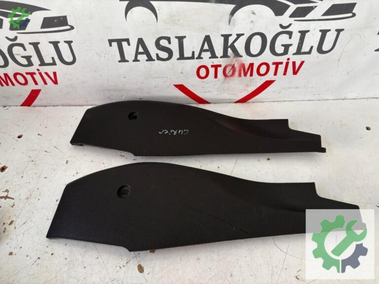 Ford Tourneo Courier Orta Konsol çıkma parça
