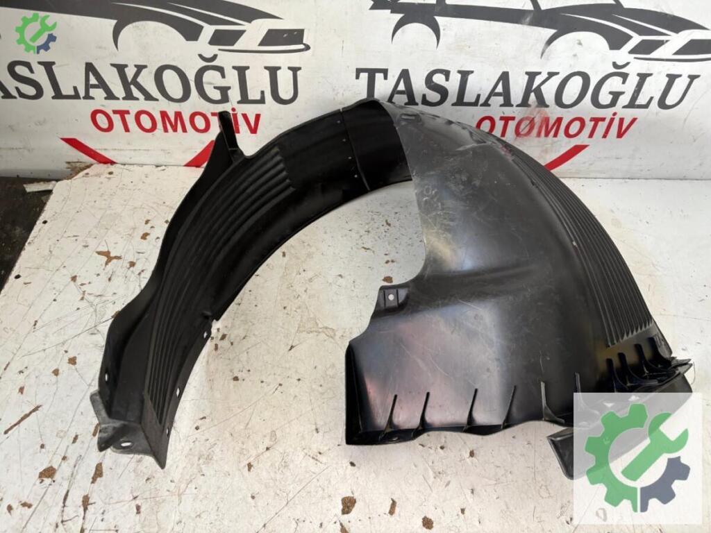 Hyundai i20 Davlumbaz 86811C800 çıkma parça