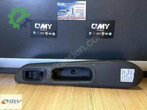 7425205030 TOYOTA AVENSİS SOL ARKA KAPI CAM AÇMA DÜĞMESİ