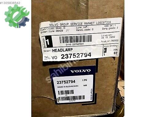 Volvo Sağ Ön Far PK01-51-784 çıkma parça