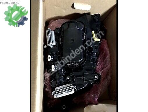 Volvo Sağ Ön Far PK01-51-784 çıkma parça