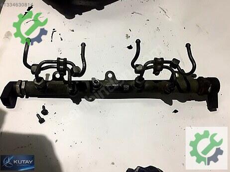 BMW 3 Serisi Enjektör Kütüğü çıkma parça