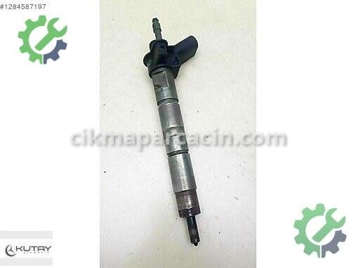 BMW 3 Serisi Enjektör 7797877 çıkma parça
