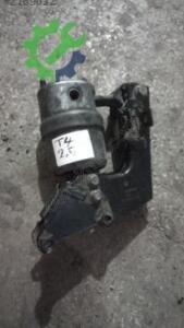 7D0399111K TRANSPORTER T4 2.5 TDİ MOTOR KULAĞI