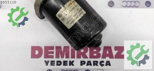 Volkswagen Transporter Ön Silecek Motoru 7E1955113 çıkma parça