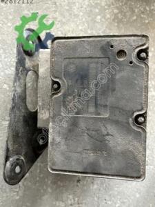 7h0 907 379 E  TRANSPORTER T5 Abs beyni