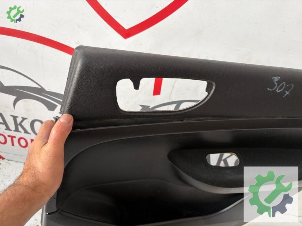 Peugeot 307 Sağ Arka Kapı çıkma parça