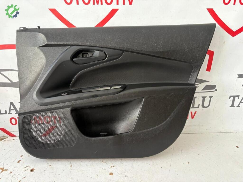 Fiat Egea Kapı Döşemesi çıkma parça