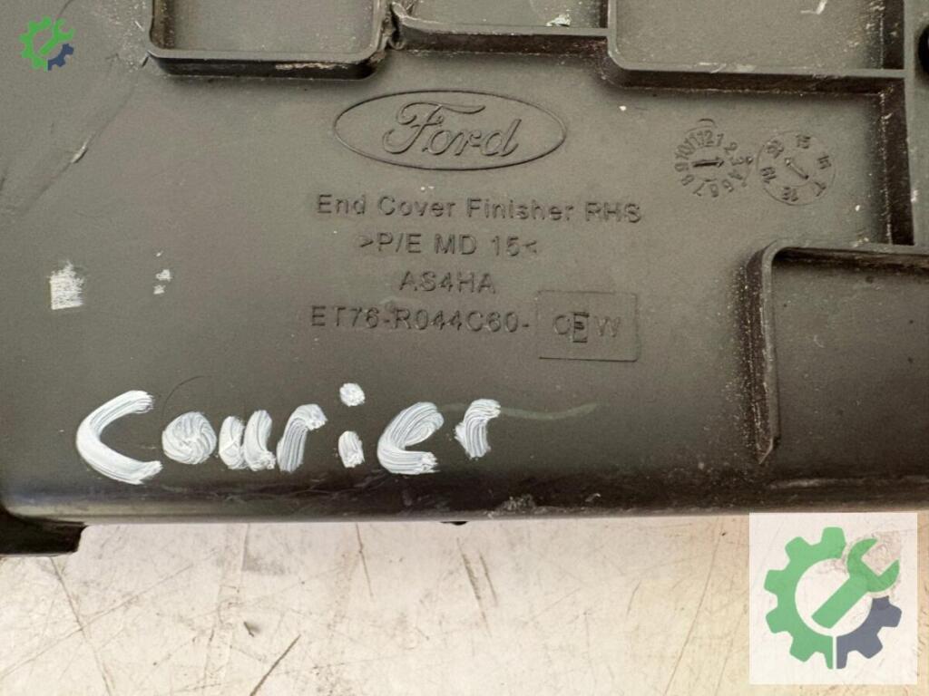 Ford Tourneo Courier Torpido çıkma parça