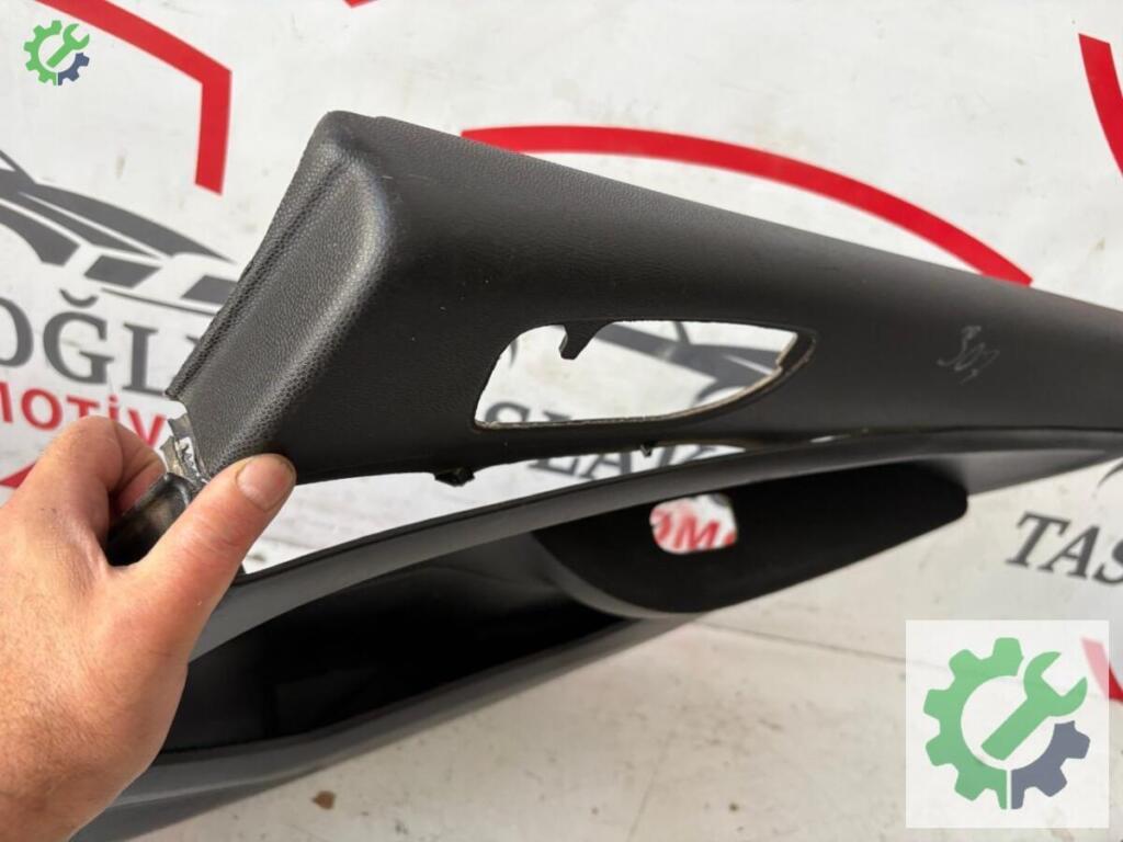 Peugeot 307 Sağ Arka Kapı çıkma parça