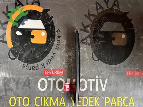 Renault Clio Cam Fitili çıkma parça