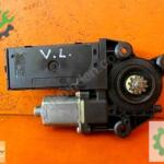 807319718R Megane Cam Kaldırma Motoru 0130822479 5556210200