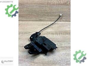 8196401 BMW 3 Serisi E90 Bagaj Kapak Kilidi Mekanizması CZ05405