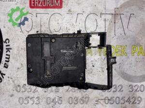 8200029340B RENAULT SCENİC 1 MEGANE 1 Sigorta Kutusu