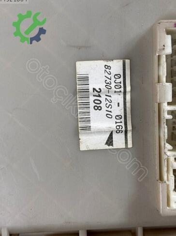 Toyota Corolla Sigorta Kutusu 82730 çıkma parça